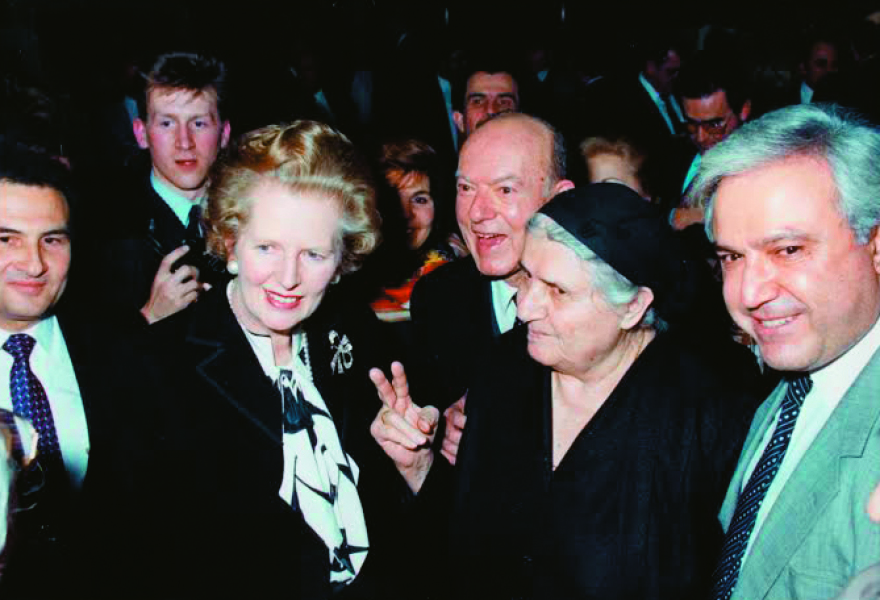 Γιώργος Καραγιώργης, o γλεντζές του «Elysee» που έκανε Eλλάδα...  το Λονδίνο