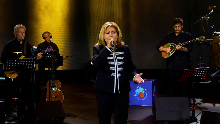 Γιώργος Κατσαρός: Ο μεγάλος μαέστρος του ελληνικού πενταγράμμου έρχεται στο «Σπίτι με το MEGA»