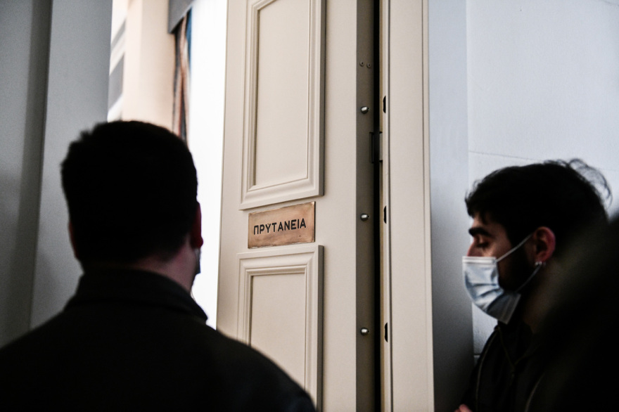 ΑΣΟΕΕ: Συνελήφθησαν έξι άτομα την ώρα που προσπαθούσαν να «στήσουν» στέκι