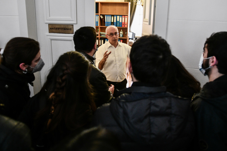 ΑΣΟΕΕ: Συνελήφθησαν έξι άτομα την ώρα που προσπαθούσαν να «στήσουν» στέκι