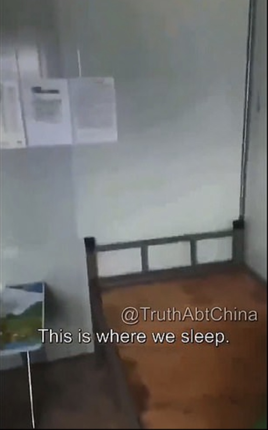 Κορωνοϊός: Απάνθρωπες εικόνες στα τριτοκοσμικά «στρατόπεδα καραντίνας» της Κίνας