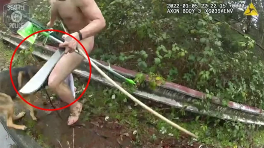 Σιατλ: Γυμνός άνδρας σκότωσε αστυνομικό σκύλο με ματσέτα και έπεσε νεκρός από αστυνομικά πυρά