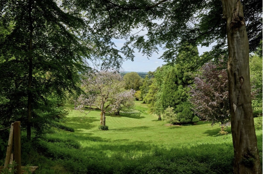 Κοψοχρονιά λόγω... φαντάσματος πούλησε το αρχοντικό του ο Ρόμπι Γουίλιαμς στη βρετανική εξοχή