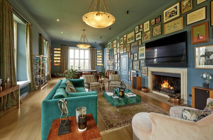 Κοψοχρονιά λόγω... φαντάσματος πούλησε το αρχοντικό του ο Ρόμπι Γουίλιαμς στη βρετανική εξοχή