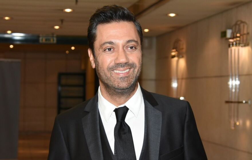 Οι απορίες της Ελένης και το απόλυτο τηλεοπτικό cult