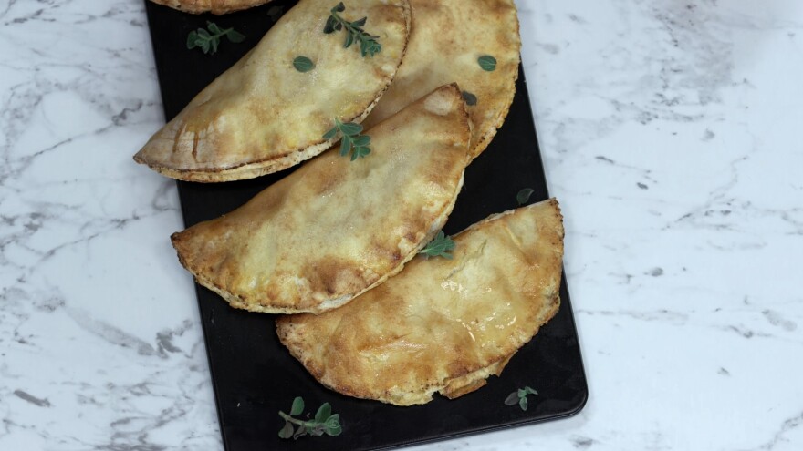 «Kitchen Lab»: Συνταγές με ιταλικό αέρα προτείνει ο Άκης Πετρετζίκης