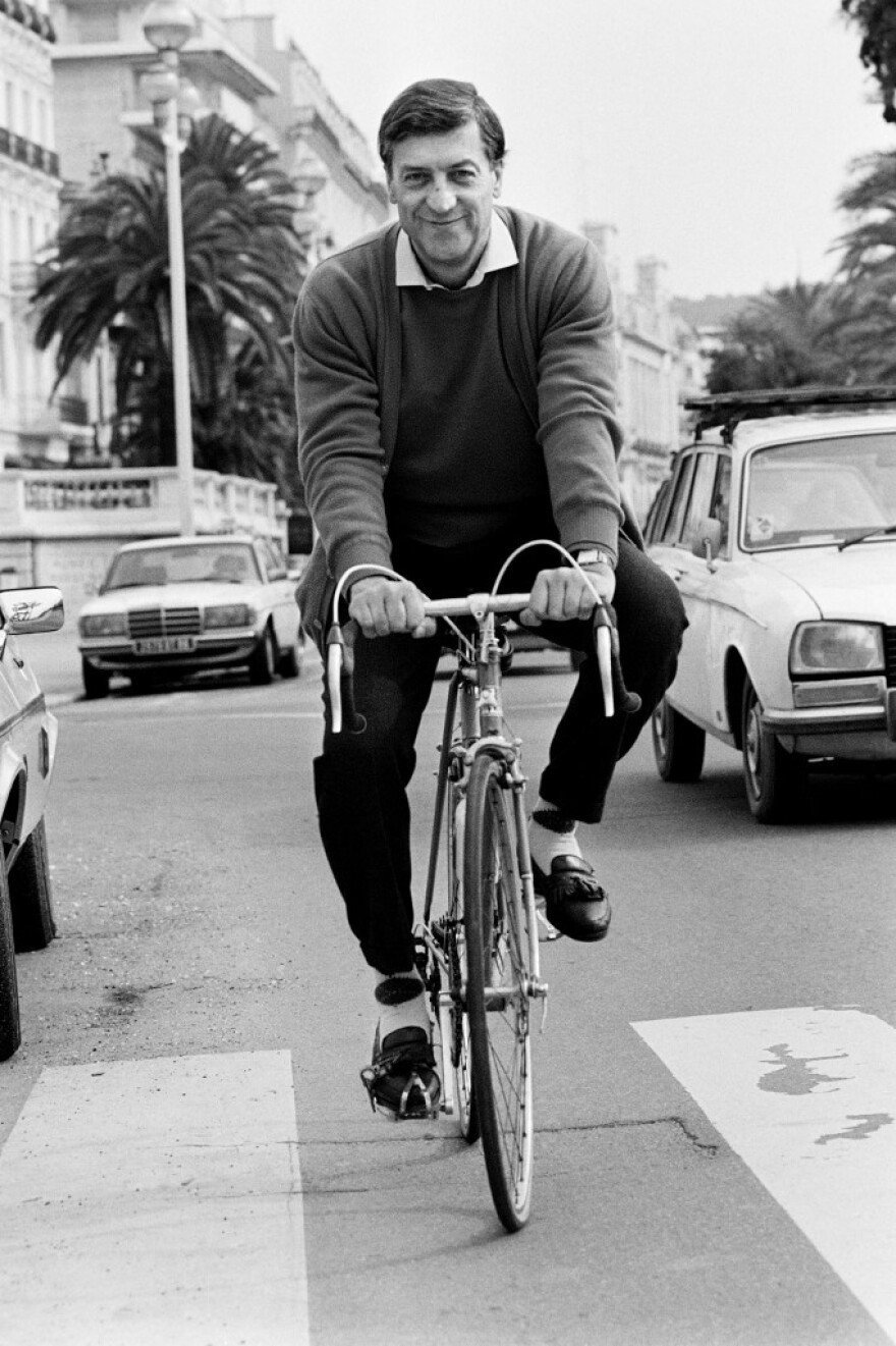 Έφυγε από τη ζωή στα 91 του ο διάσημος Ιταλός σχεδιαστής μόδας Νίνο Τσερούτι