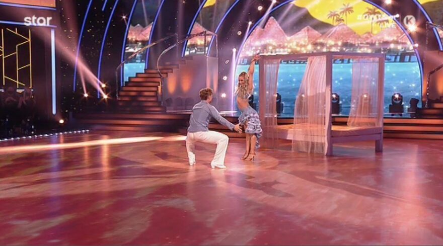 H Βασιλική Μιλλούση «κόλασε» στο DWTS λικνίζοντας το κορμί της με Φουρέιρα