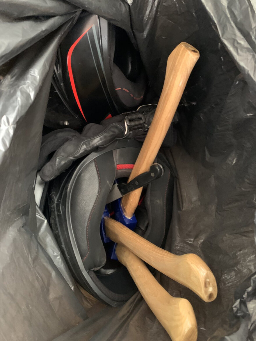 Δεκαπέντε συλλήψεις πριν τον αγώνα του Απόλλωνα Σμύρνης με τον Άρη - Κατασχέθηκαν λοστοί και τσεκούρια