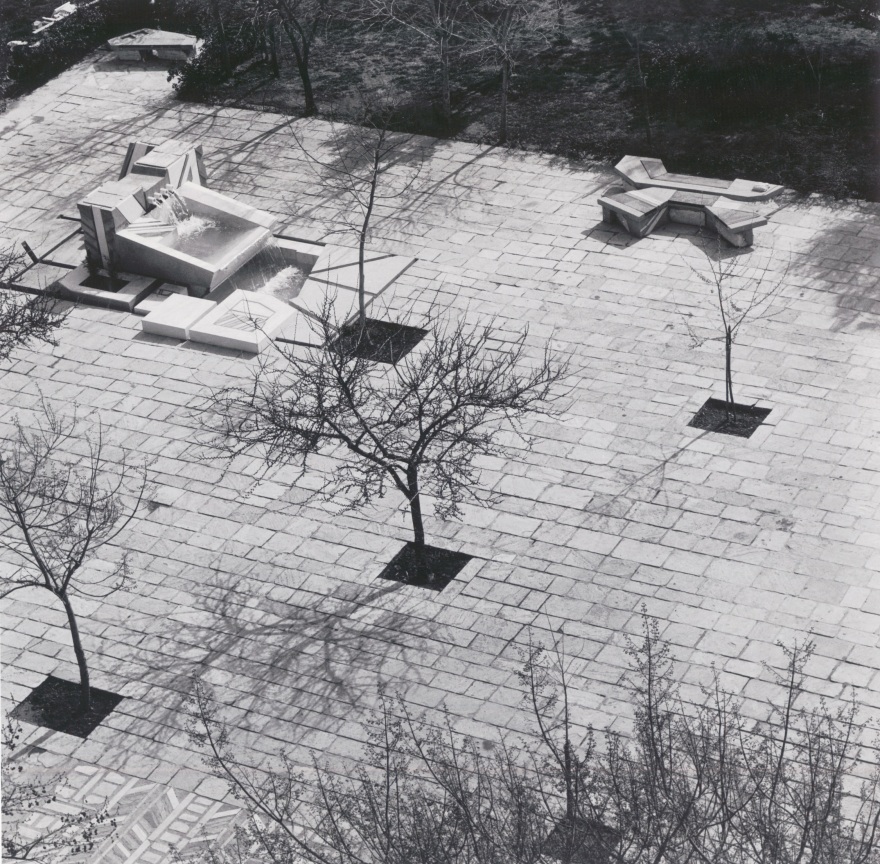 Νέλλα Γκόλαντα: Η εικαστικός που θαύμαζαν ο Ελύτης και ο Σεφέρης