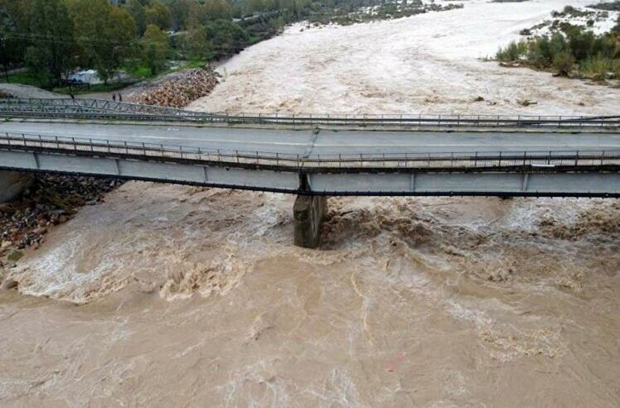 Γέφυρα Ευήνου: Εκκλήσεις για την αποκατάσταση των ζημιών και τον τερματισμό της ταλαιπωρίας  