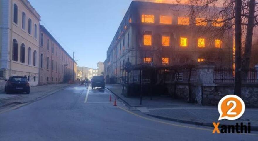 Υπό έλεγχο η μεγάλη φωτιά στο κέντρο της Ξάνθης,