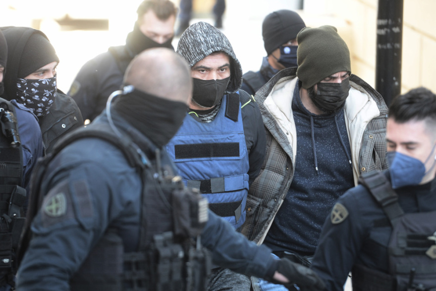 Αργυρούπολη: Αποδοκιμάστηκε στην Ευελπίδων ο 46χρονος - Πήρε προθεσμία και θα απολογηθεί την Πέμπτη