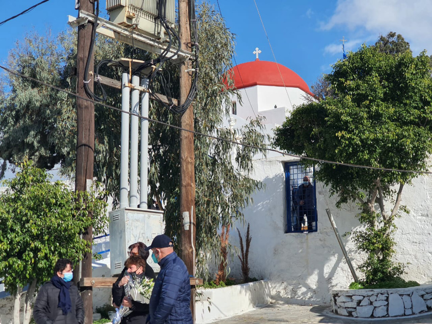 Κατερίνα Μονογυιού: «Ευχαριστώ τους ήρωες  Γιώργο και Ανέστη, που απεγκλώβισαν την Αθηνά και τον αδερφό μου»