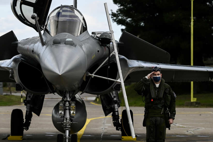 Τα Rafale στην Ελλάδα: «Ελλάδα θα φανούμε αντάξιοι των προσδοκιών σου» είπε ο αρχηγός των έξι «γερακιών»