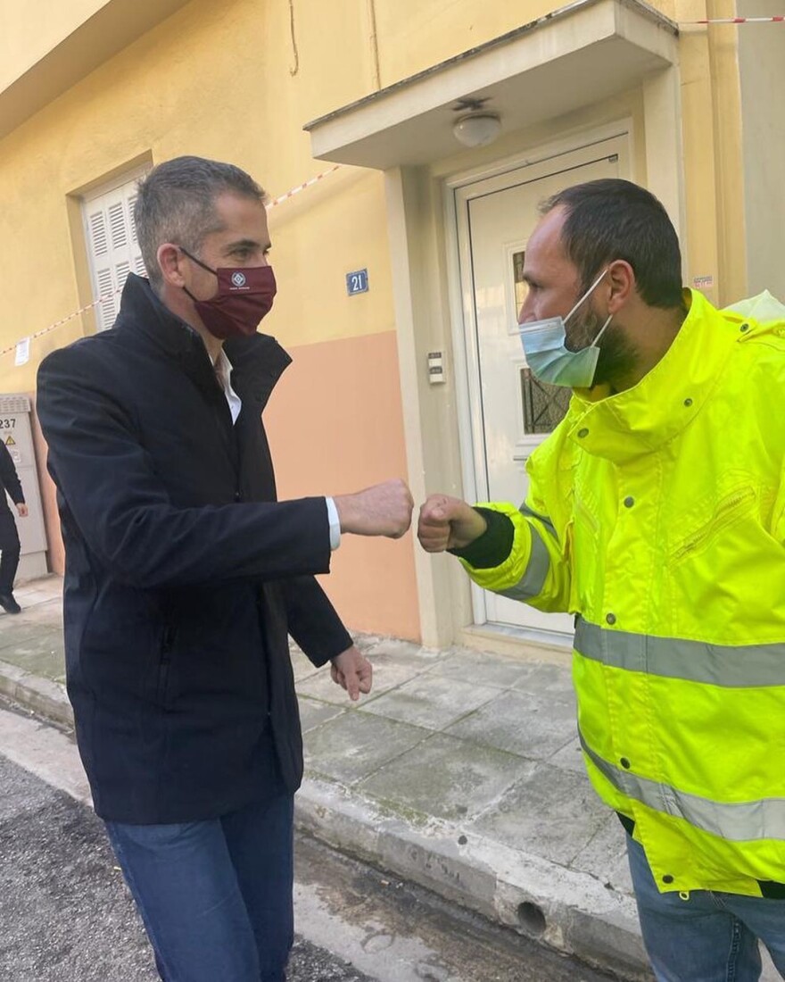 Μπακογιάννης: Πραγματοποίησε αυτοψία στο μεγάλο έργο ασφαλτόστρωσης στα Κάτω Πατήσια (φωτογραφίες)