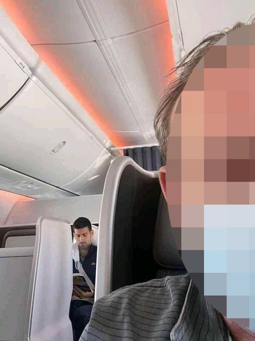 Τζόκοβιτς: Χωρίς μάσκα στην πτήση της επιστροφής του από την Αυστραλία στη Σερβία