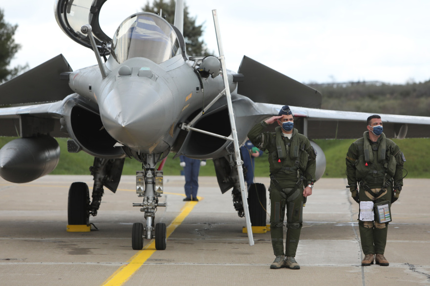 Τα Rafale στην Ελλάδα: «Ελλάδα θα φανούμε αντάξιοι των προσδοκιών σου» είπε ο αρχηγός των έξι «γερακιών»