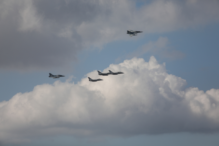 Τα Rafale στην Ελλάδα: «Ελλάδα θα φανούμε αντάξιοι των προσδοκιών σου» είπε ο αρχηγός των έξι «γερακιών»