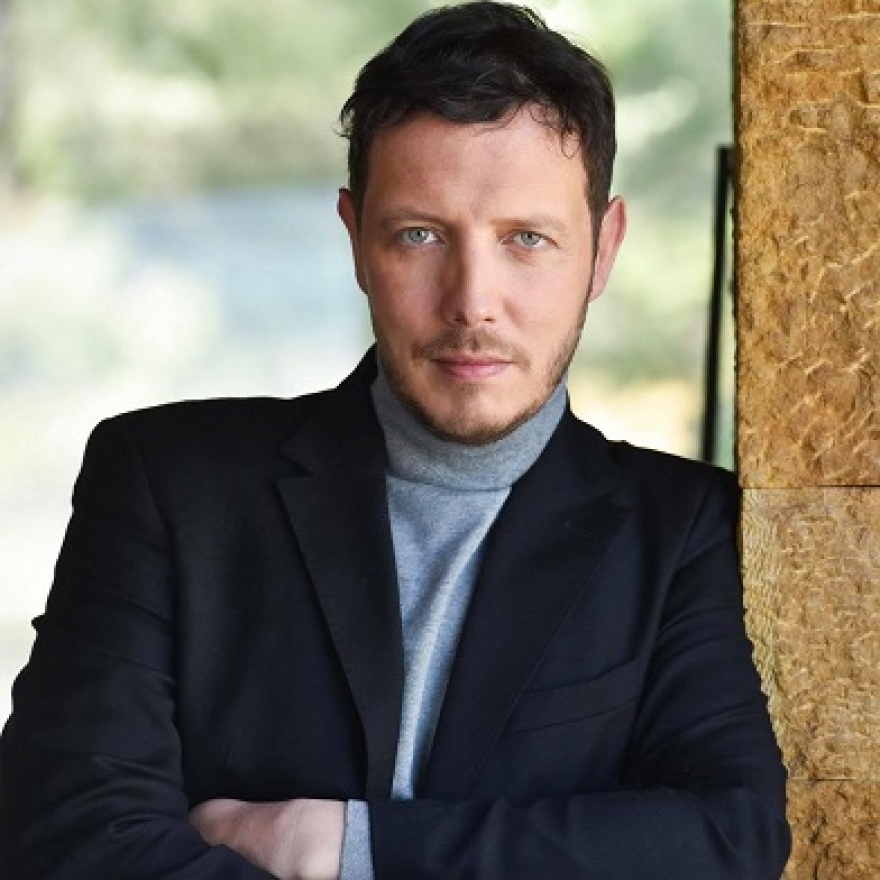 Κώστας Δόξας: Το παρασκήνιο της σύλληψης του τραγουδιστή - Οι διαφορές με την πρώην σύζυγό του για τη διατροφή