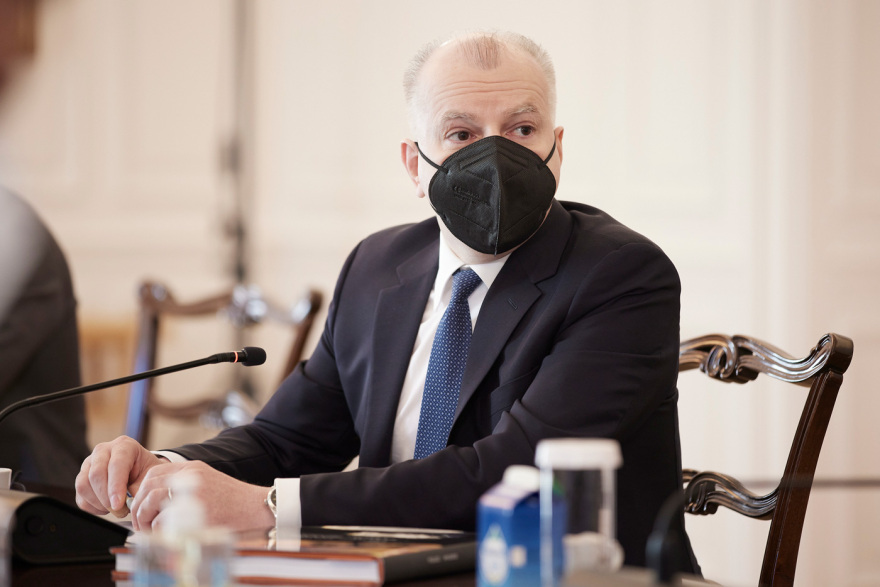 «Η Ελλάδα στον τουρισμό φέτος θα ξεπεράσει και τα επίπεδα του 2019», λέει ο διευθύνων σύμβουλος της TUI