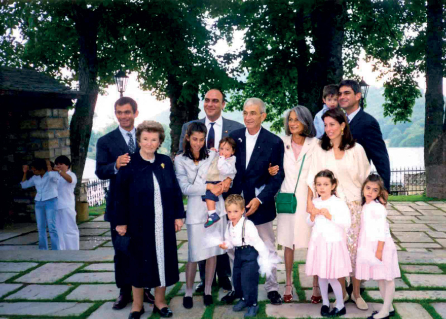 «Η ζωή είναι ένας τρύγος» - Όταν ο Γιάννης Μπουτάρης μιλούσε στο «Gala» για την πολιτική, τις γυναίκες και τα εγγόνια του