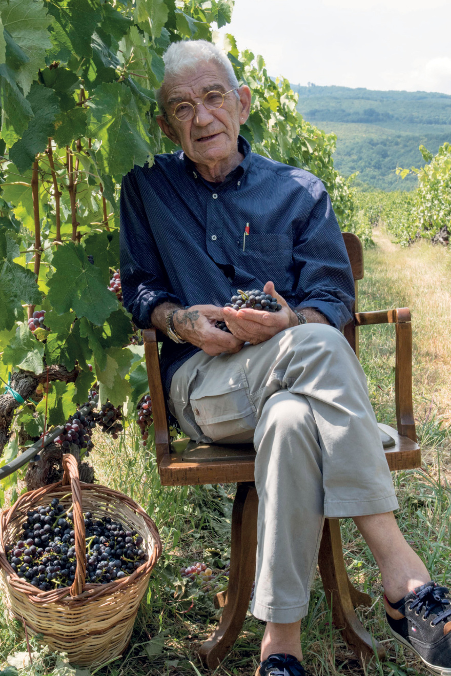 «Η ζωή είναι ένας τρύγος» - Όταν ο Γιάννης Μπουτάρης μιλούσε στο «Gala» για την πολιτική, τις γυναίκες και τα εγγόνια του