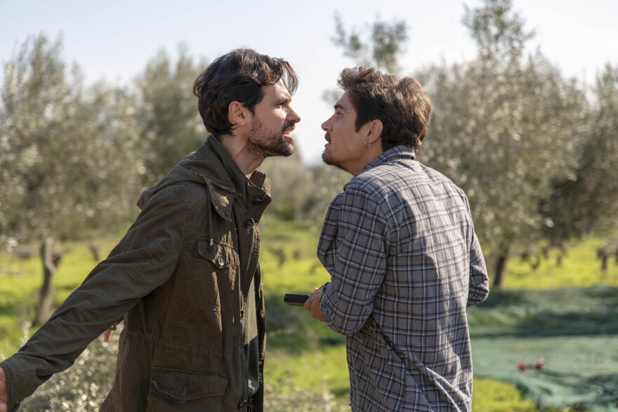 Σασμός: Η δολοφονία του Πετρή πέφτει σαν βόμβα στο χωριό