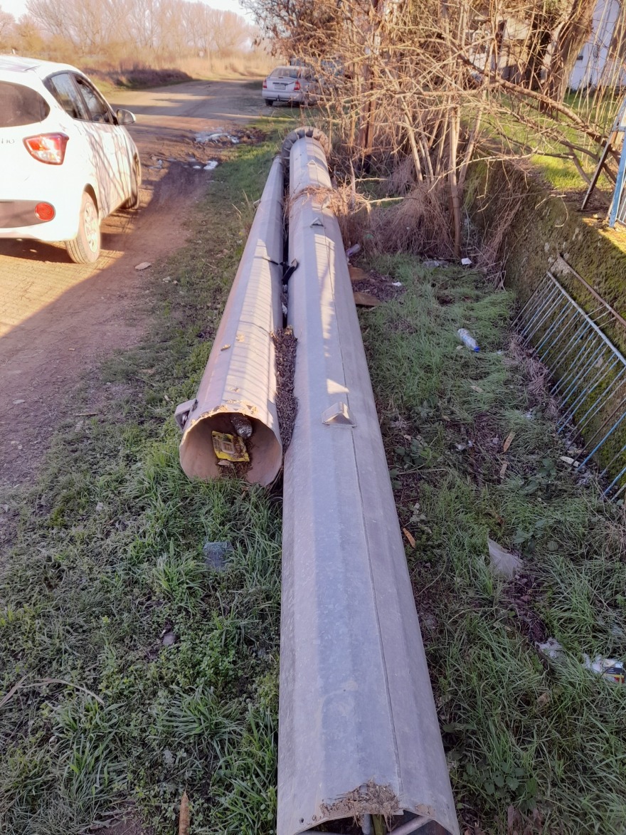 Στα «αζήτητα» η ελληνική σημαία στο Τριεθνές του Έβρου