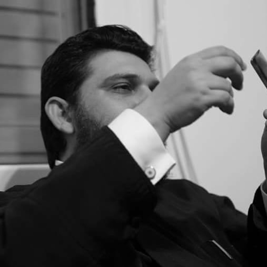 Την έβαζε να εξομολογηθεί και μετά τη βίαζε: Σοκάρουν οι αποκαλύψεις για τον βιαστή με τα ράσα