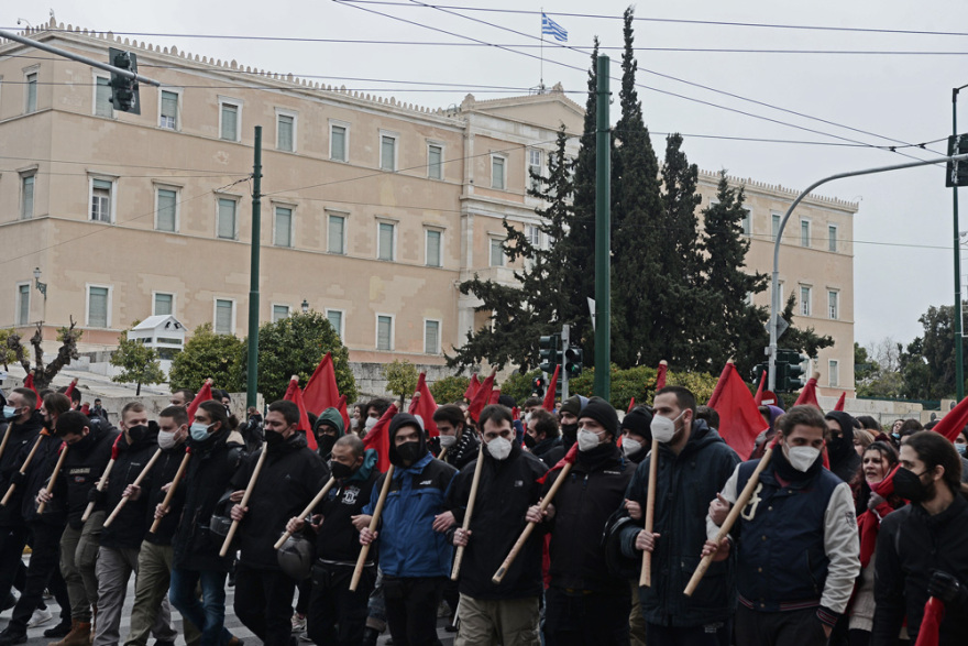Συγκέντρωση διαμαρτυρίας στο Σύνταγμα ενάντια στα μέτρα για την πανδημία
