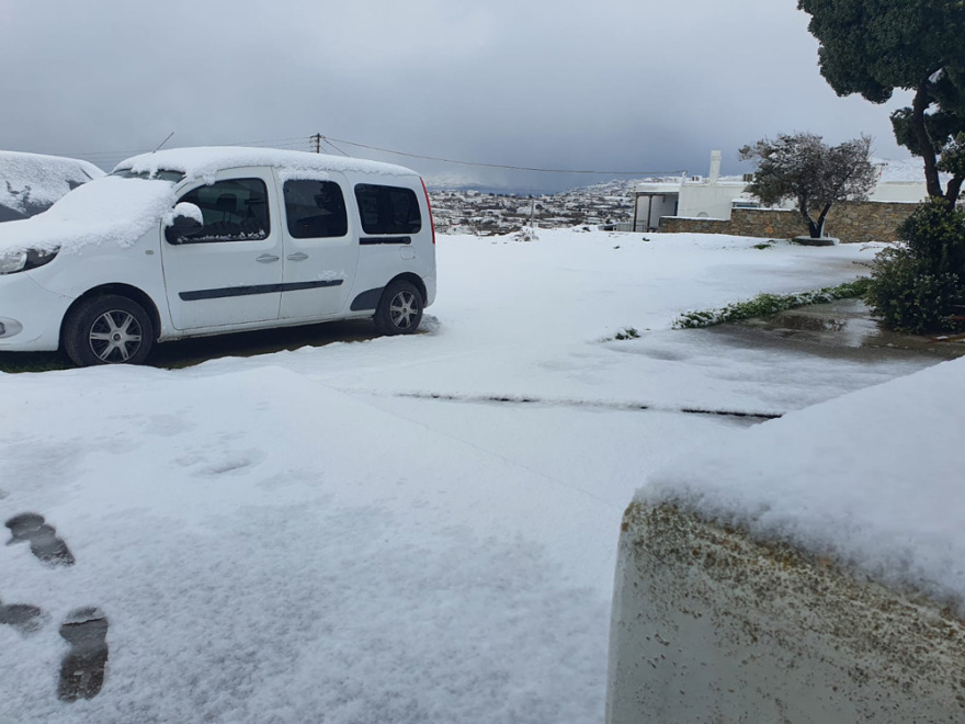 Κακοκαιρία «Ελπίς» - Μύκονος: Το 'στρωσε στο νησί των ανέμων, δείτε εντυπωσιακά πλάνα