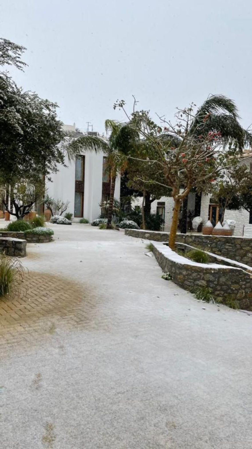 Κακοκαιρία «Ελπίς» - Μύκονος: Το 'στρωσε στο νησί των ανέμων, δείτε εντυπωσιακά πλάνα