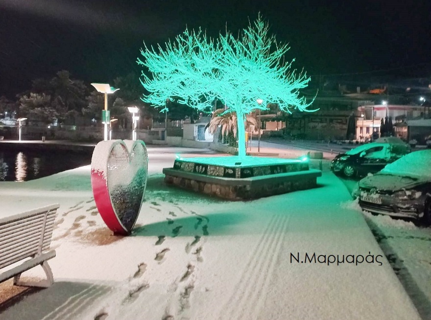 Στα λευκά όλα τα χωριά στο Δήμο Σιθωνίας - Δείτε φωτογραφίες