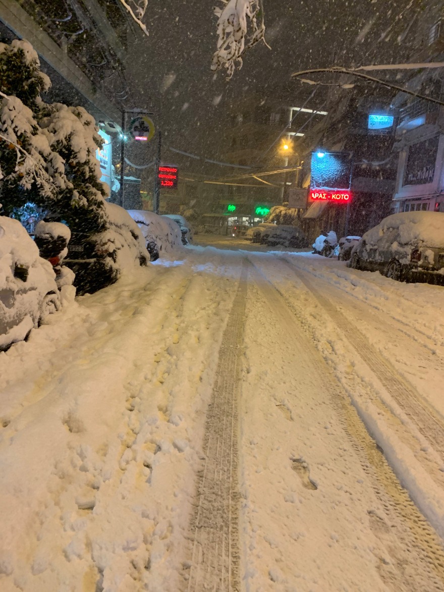 Κακοκαιρία Ελπίς: Μόνο με αλυσίδες την Τρίτη η κυκλοφορία στους δρόμους της Αθήνας - Δείτε πού υπάρχουν προβλήματα