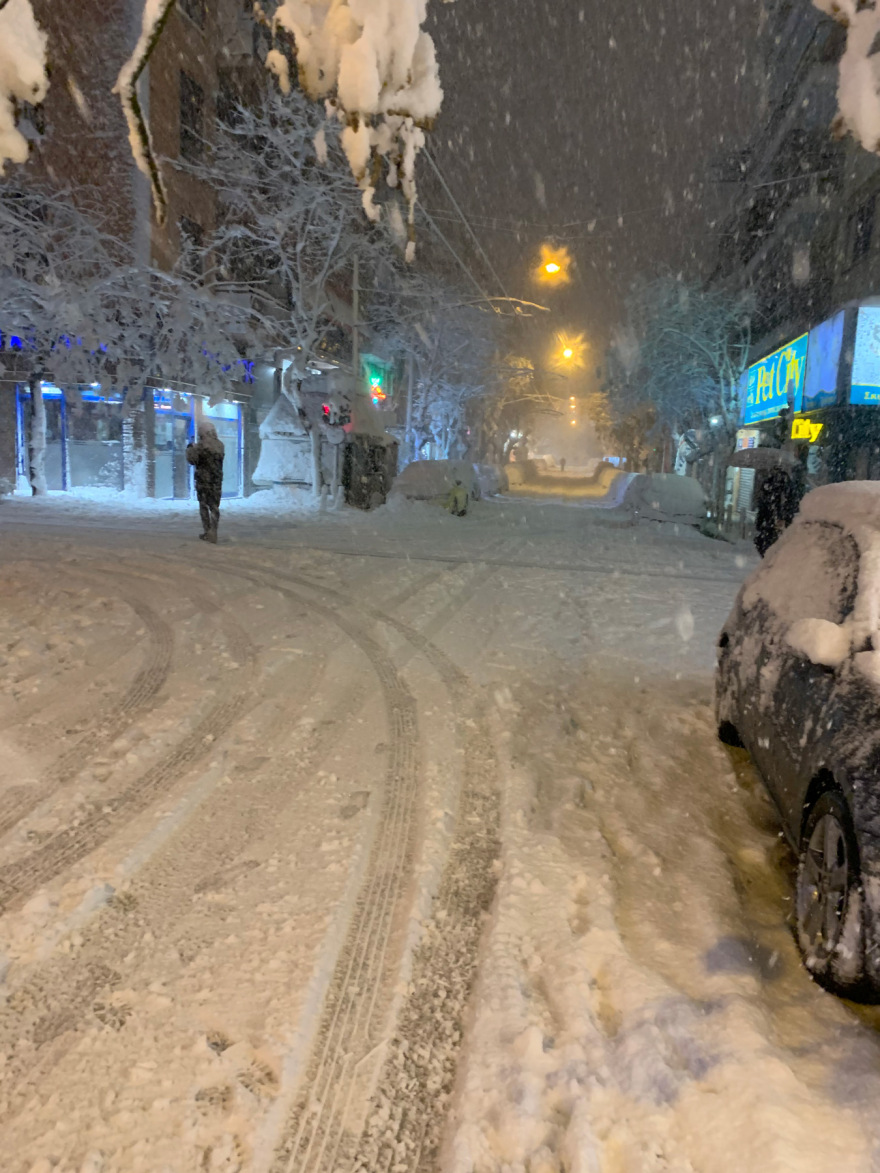 Κακοκαιρία Ελπίς: Μόνο με αλυσίδες την Τρίτη η κυκλοφορία στους δρόμους της Αθήνας - Δείτε πού υπάρχουν προβλήματα