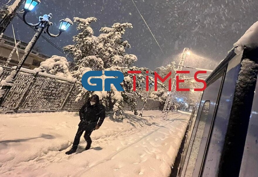 «Οδύσσεια» για δεκάδες επιβάτες τρένου που ακινητοποιήθηκε στην Οινόη - Δείτε φωτογραφίες