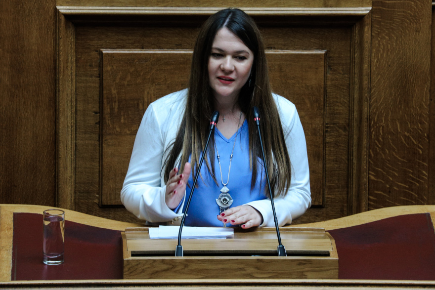 Κωνσταντίνα Αδάµου: «Εζησα δύο χρόνια bullying στο κόμμα Βαρουφάκη»