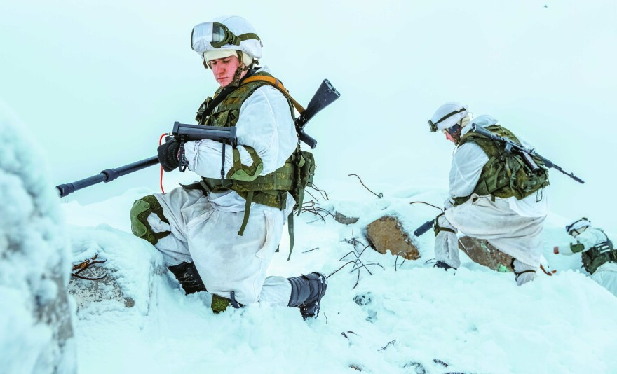 «Ρωσική αρκούδα» στα σύνορα της Ουκρανίας: Η ιστορία, το μίσος, οι απειλές, ο φόβος του πολέμου