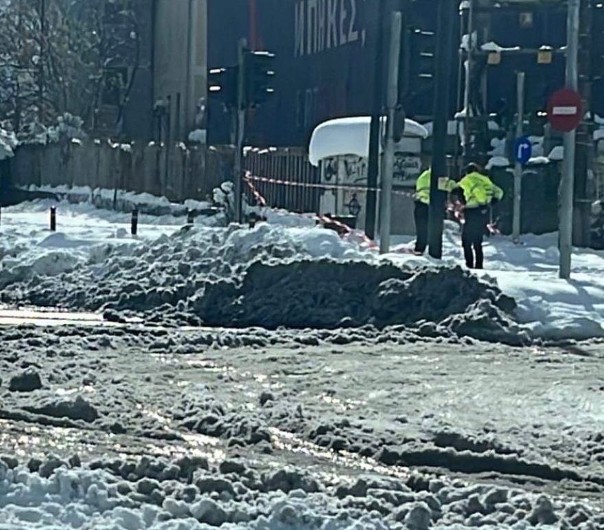 Χιόνια στην Αθήνα-Πατούλης: «Έχει ανοίξει από τα ξημερώματα η Κατεχάκη» - Οι εικόνες τον διαψεύδουν