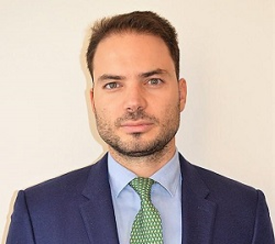 Αργυρούπολη: «Πριβέ συνάντηση και όχι κορωνοπάρτι με μπουζούκια στον παιδότοπο» λέει ο ιδιοκτήτης