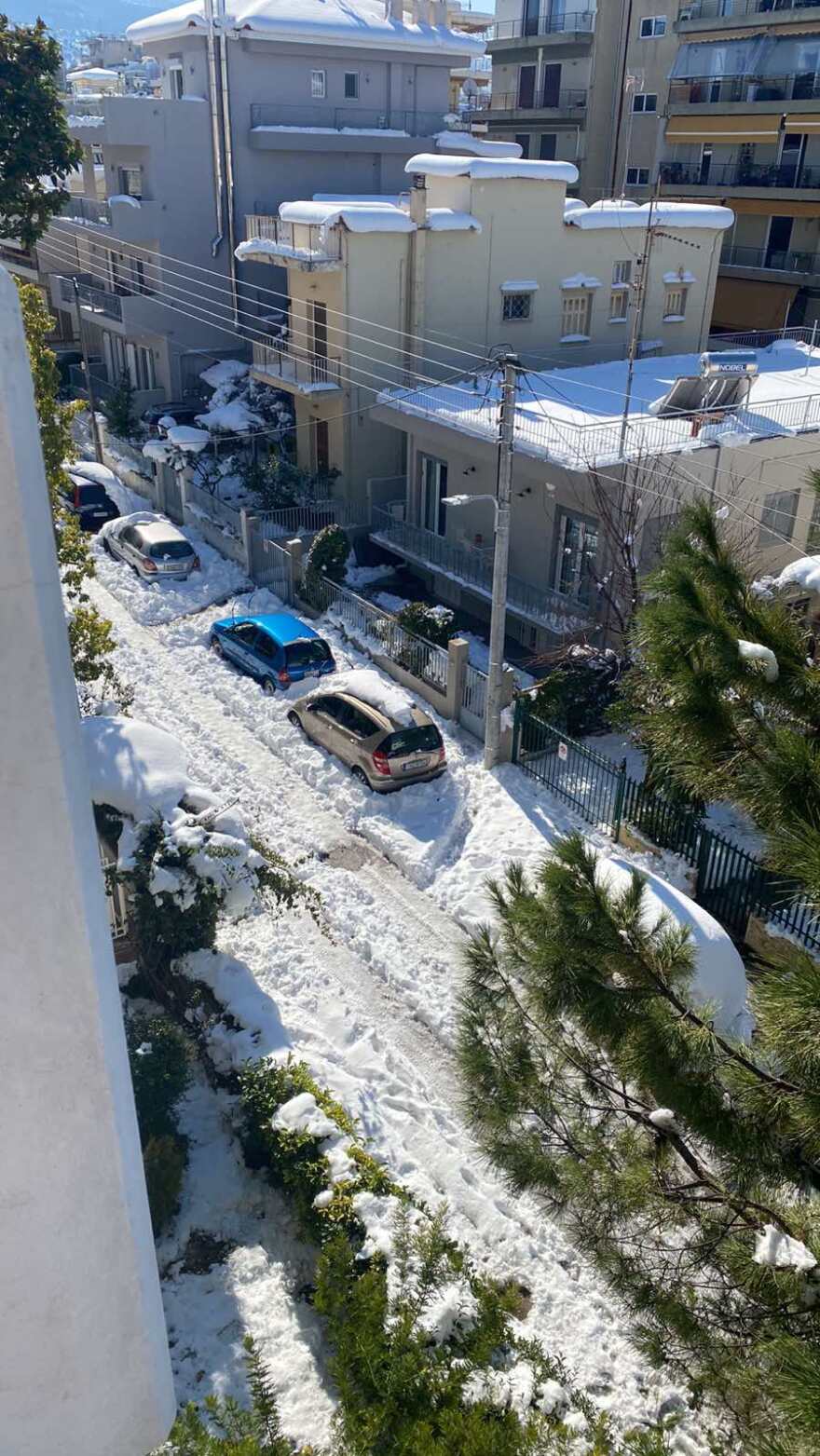 Κακοκαιρία-Χιόνια: Χάος στους Δήμους της Αττικής - Παγοδρόμια οι δρόμοι