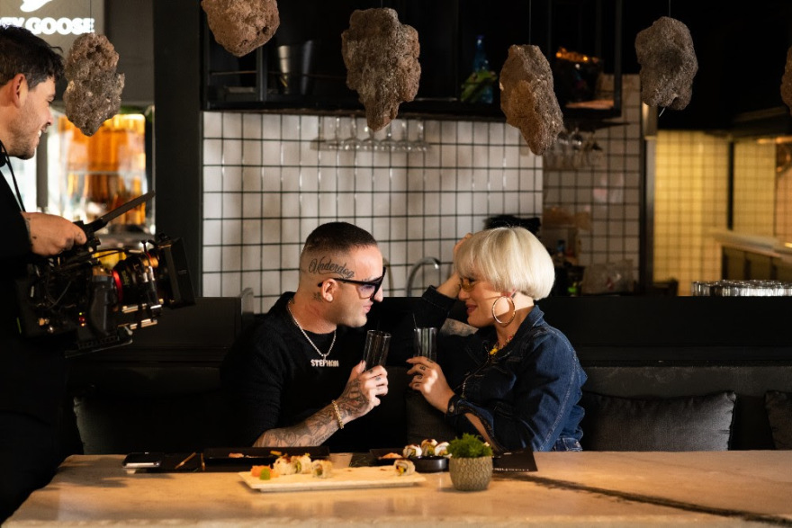 To νέο τραγούδι της Έλενας Τσαγκρινού με τον Dj Stephan λέγεται "Epafi" και θα κυκλοφορήσει σε λίγες ημέρες