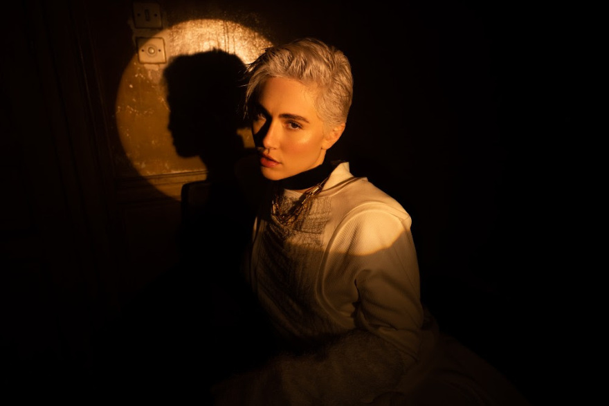 To νέο τραγούδι της Έλενας Τσαγκρινού με τον Dj Stephan λέγεται "Epafi" και θα κυκλοφορήσει σε λίγες ημέρες