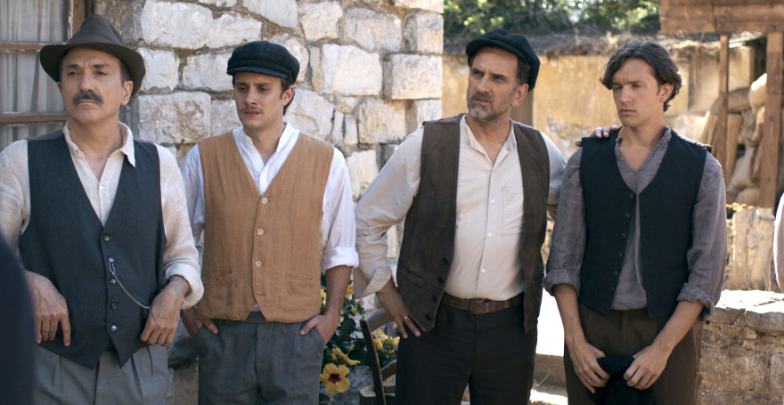 Απόψε το συγκλονιστικό φινάλε της σειράς «Αγάπη παράνομη» 