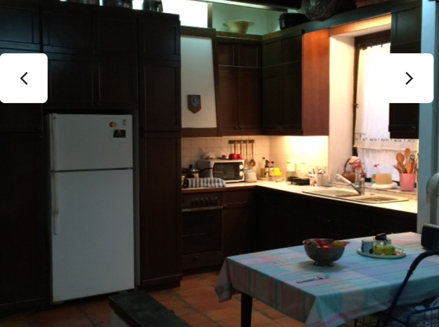 Φωτιά στο Κολωνάκι: «Αποκοιμήθηκε με το τσιγάρο αναμμένο στο χέρι της» λέει ο γιος της άτυχης γυναίκας