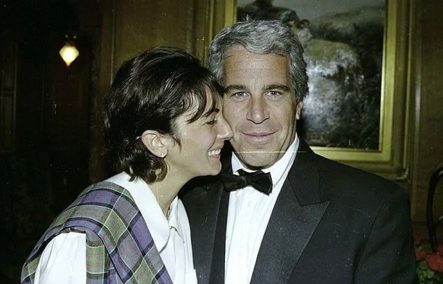 Το παιχνίδι της «γάτας με το ποντίκι» που έπαιζε η Γκισλέιν Μάξουελ με το FBI