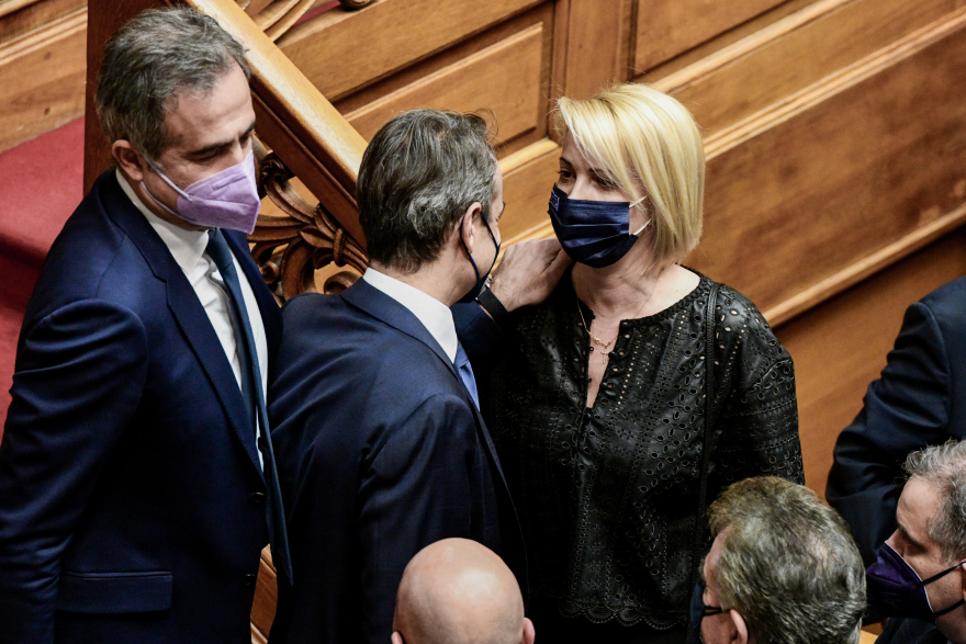 Τα συλλυπητήρια του Κυριάκου Μητσοτάκη στην Κατερίνα Μονογυιού στην Βουλή - Φωτογραφίες