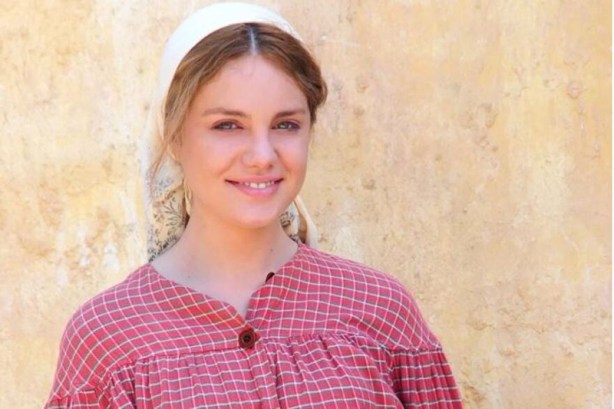 Ευγενία Ξυγκόρου: Ποια είναι η καλλονή που έπαιξε την «πέτρα του σκανδάλου» στη σειρά «Αγάπη παράνομη»