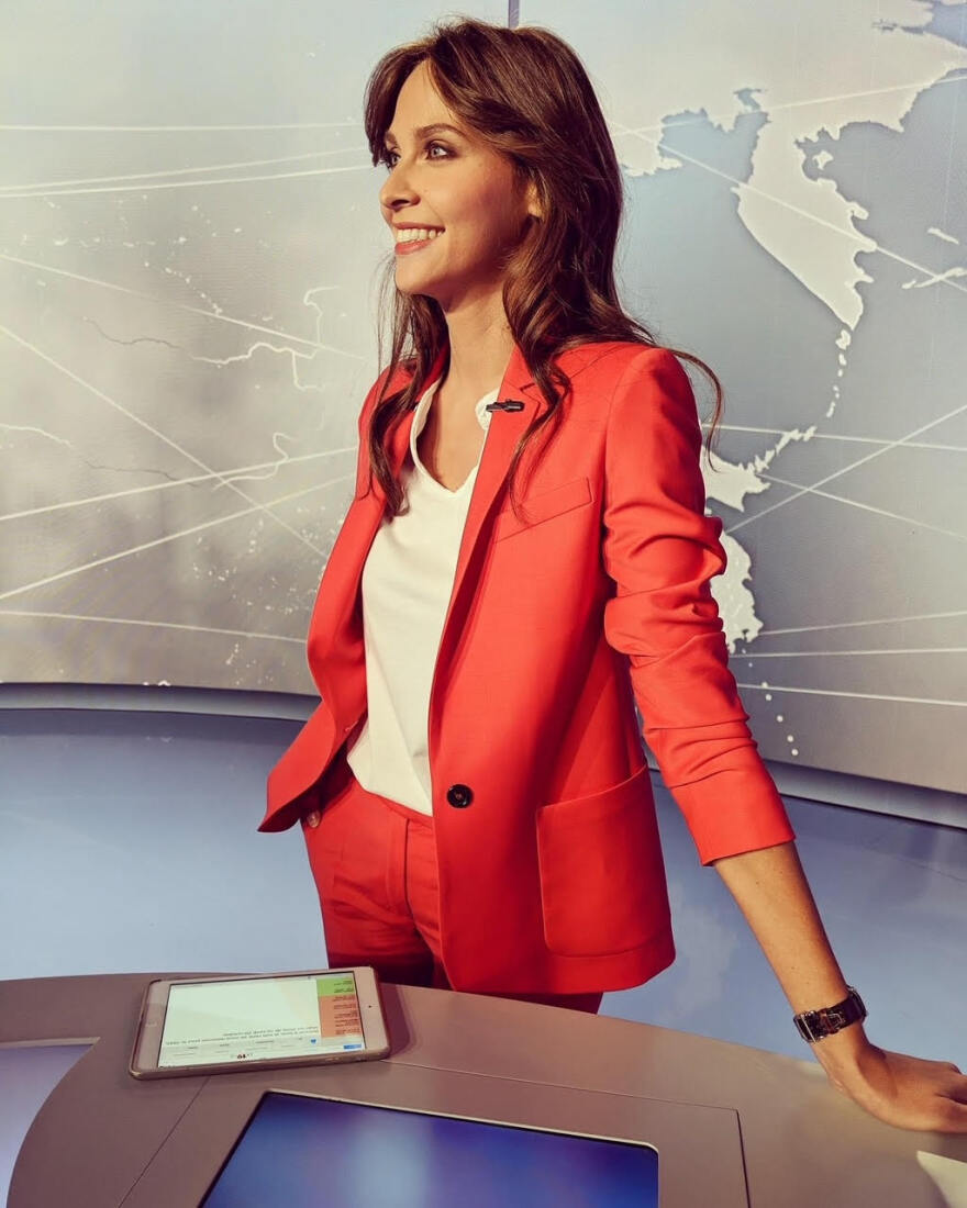 Γαλλία: Ισλαμιστές απειλούν να αποκεφαλίσουν τη δημοσιογράφο Οφελί Μενιέ 